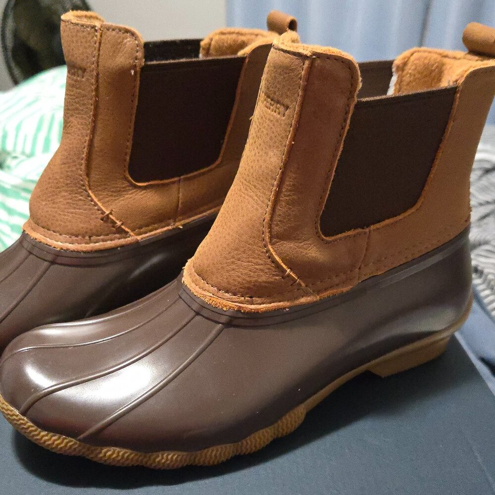 Sperry Chelsea boots